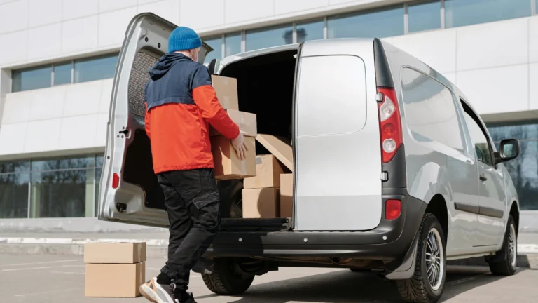 12 Quick Reasons to Choose Local Man and Van Service over DIY in London!